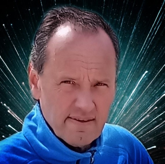 Ludek profil2 ctverec opt